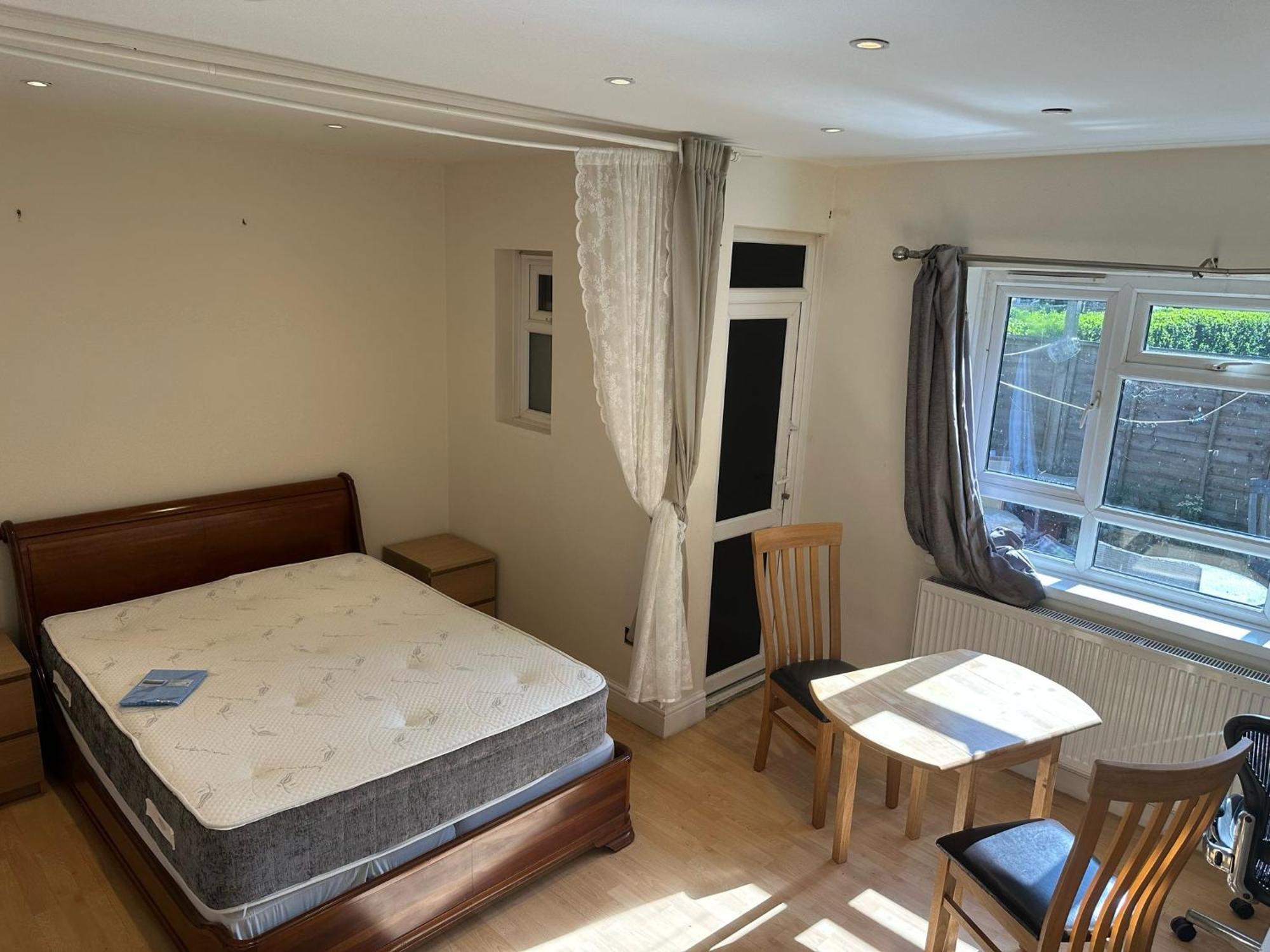 Philippa House, Londra